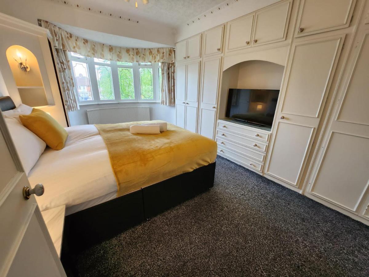 Sheldon Shared House Hotel Solihull Buitenkant foto